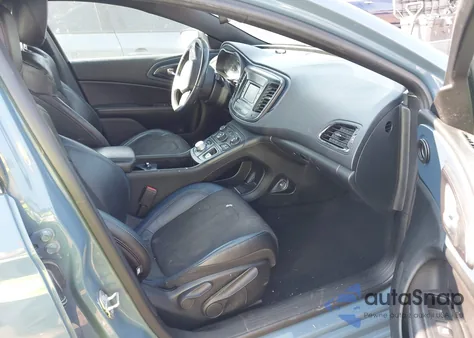 2015 Chrysler 200 S z USA, uszkodzony, nr VIN 1C3CCCDG8FN636646